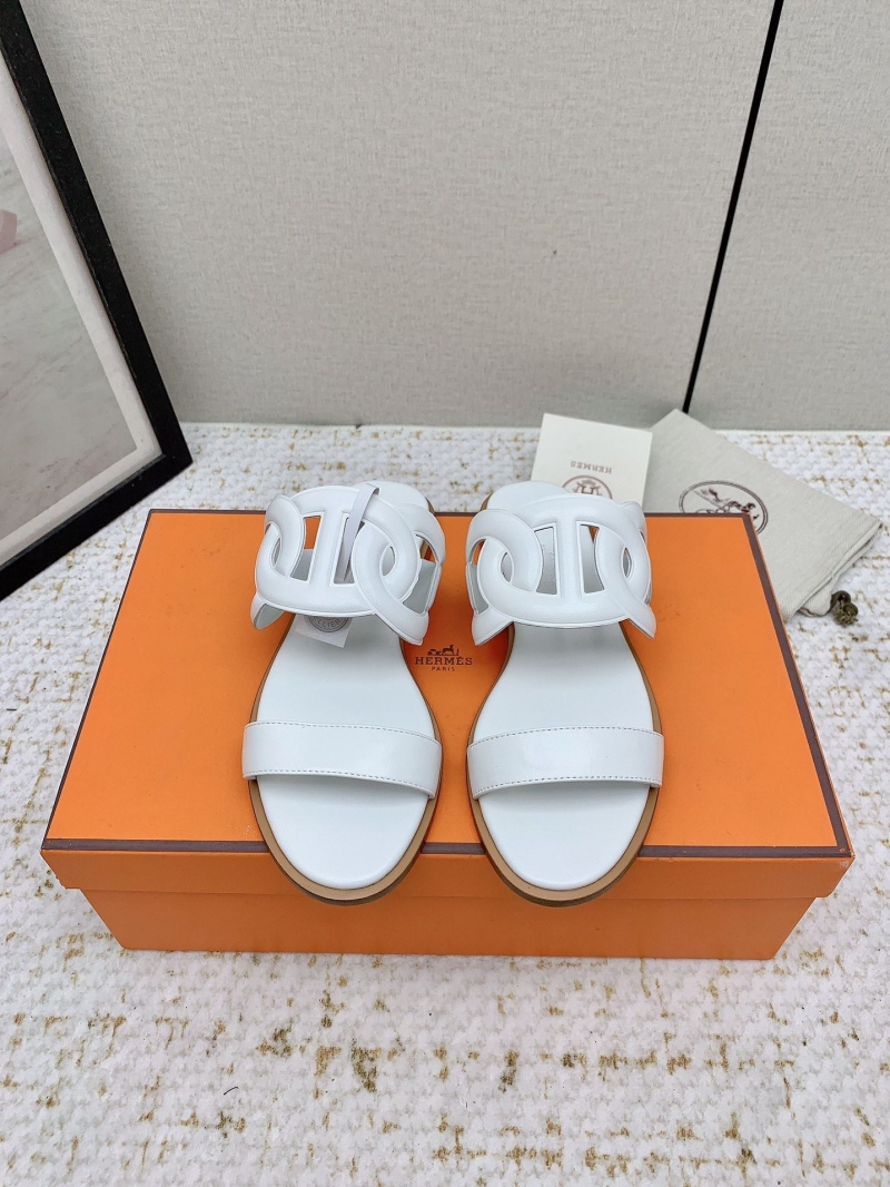H**me5 slippers